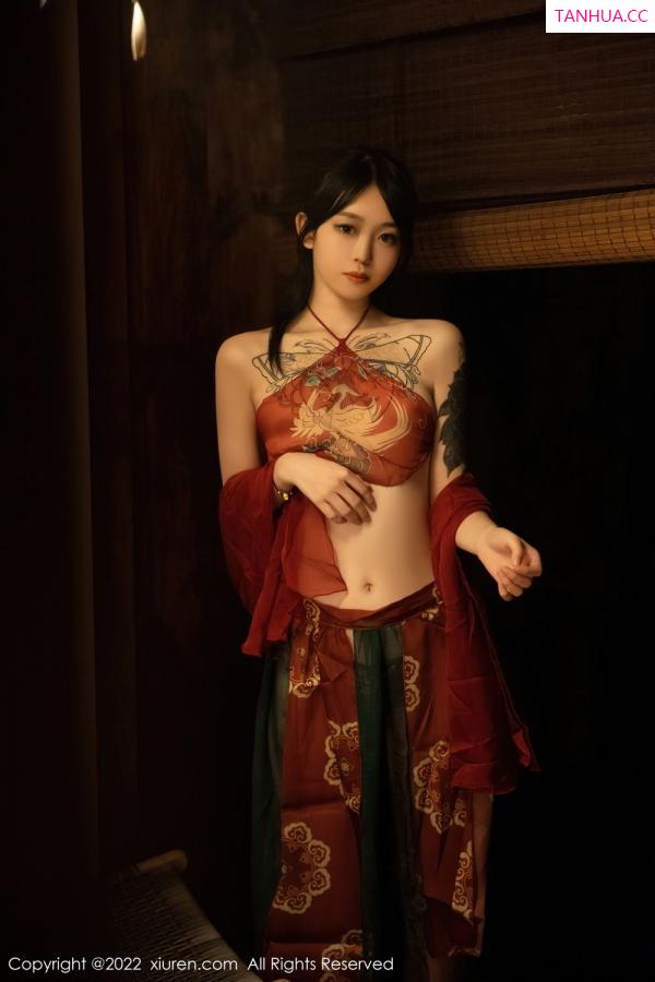 小奶瓶呜呜  [XiuRen]高清写真图 2022.08.25 No.5527 奶瓶第25张图片